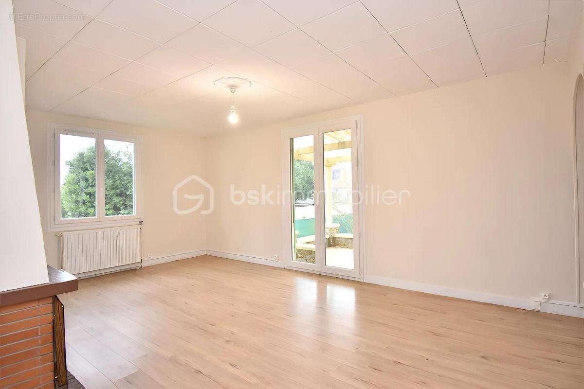 Appartement à TOURNAN-EN-BRIE