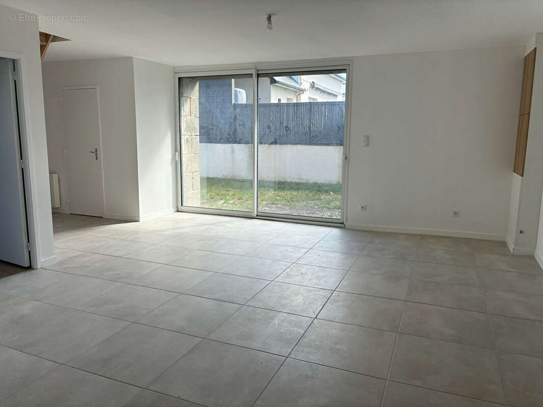Maison en pierre entièrement rénovée - Sens-de-Bretagne - 4 chambres -Proche commodités - photo 5