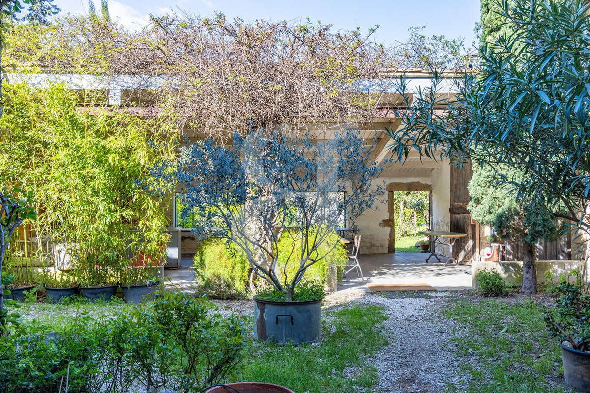 Maison à SAINTE-CECILE-LES-VIGNES