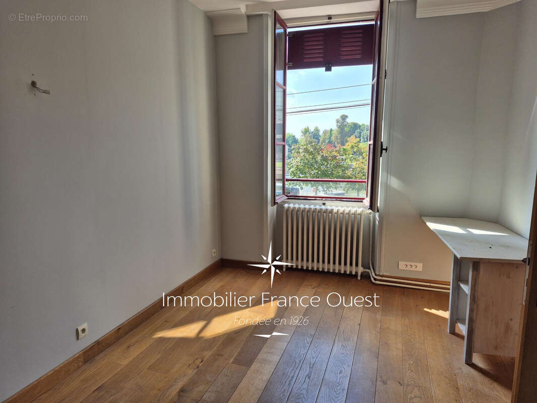 Maison à SABLE-SUR-SARTHE