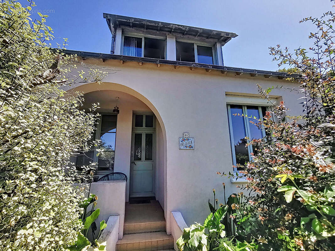 Maison à MALICORNE-SUR-SARTHE