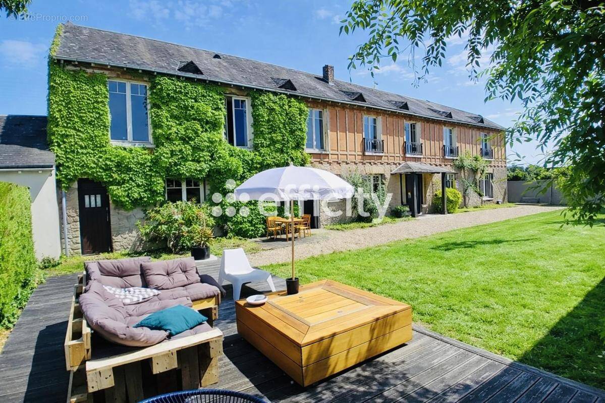 Maison à SAVIGNY-SUR-BRAYE