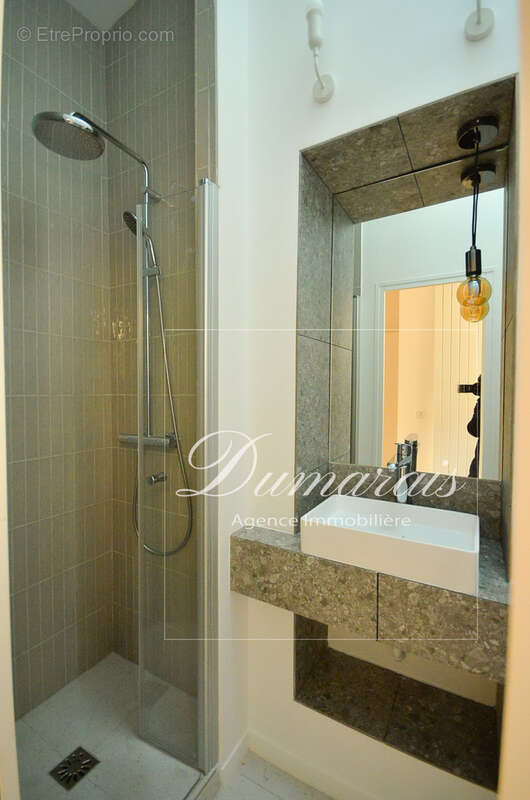 Appartement à PARIS-4E