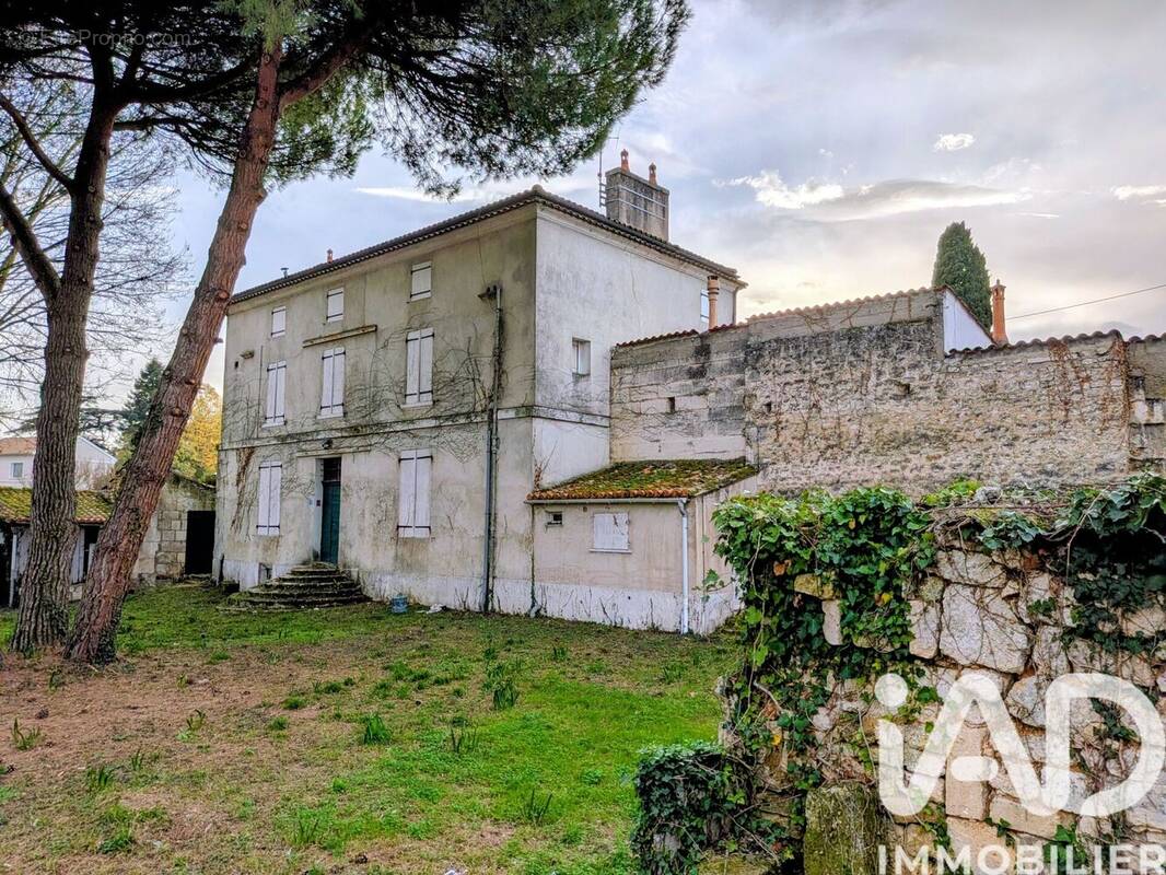 Photo 1 - Maison à ANGOULEME