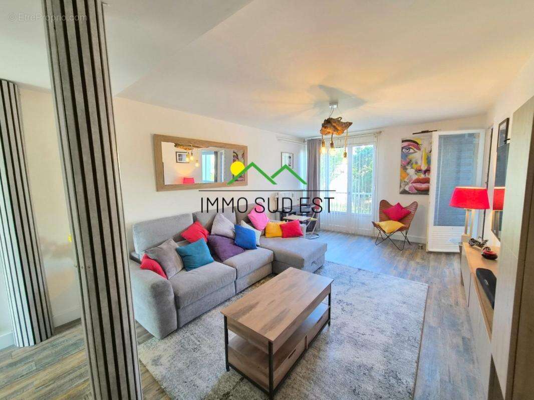 Appartement à BOURG-LES-VALENCE