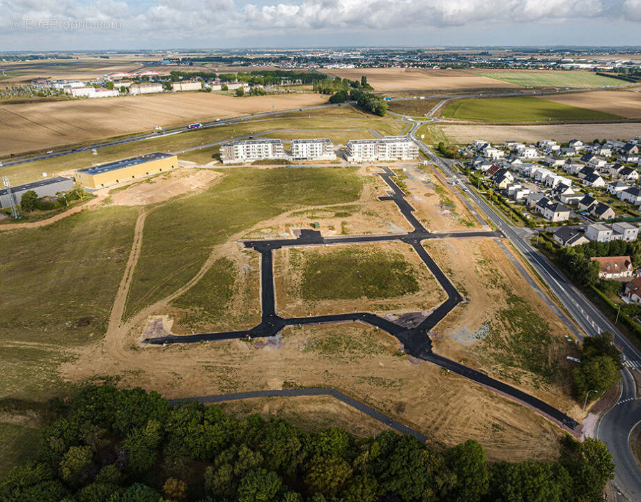 Terrain à BRETTEVILLE-SUR-LAIZE
