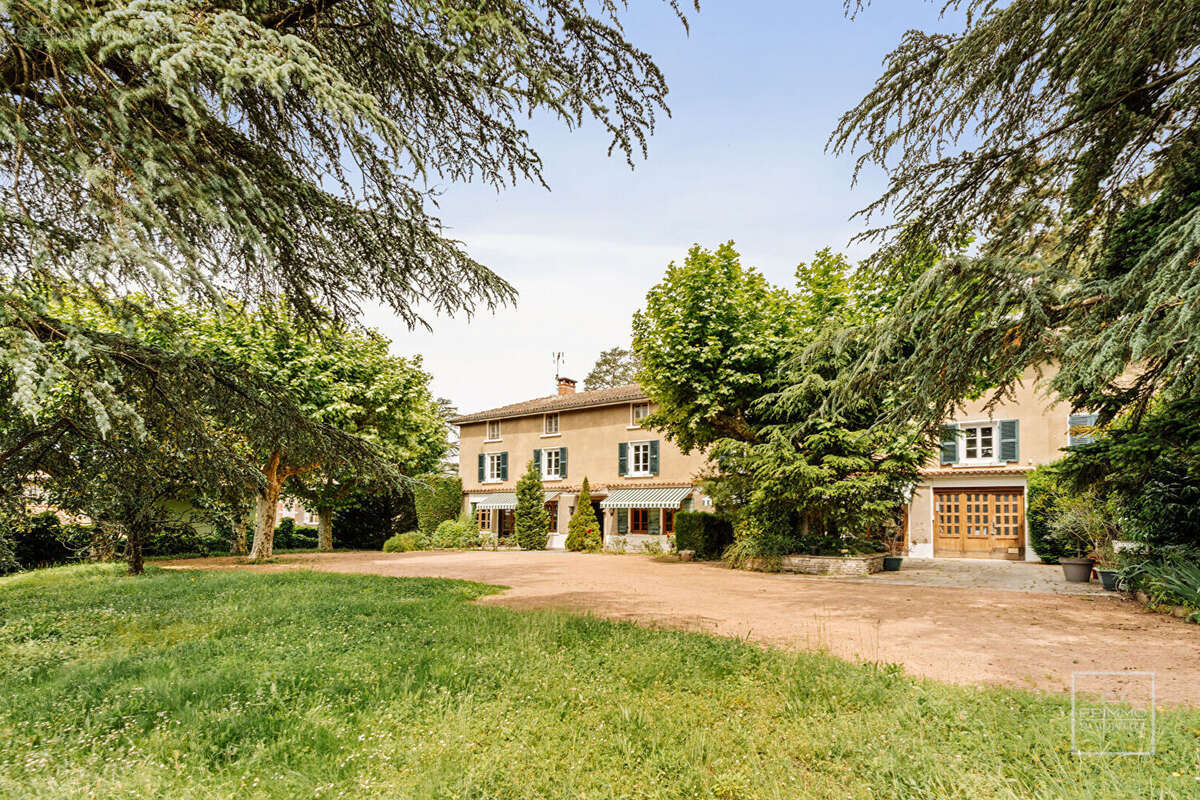 Maison à CHARBONNIERES-LES-BAINS