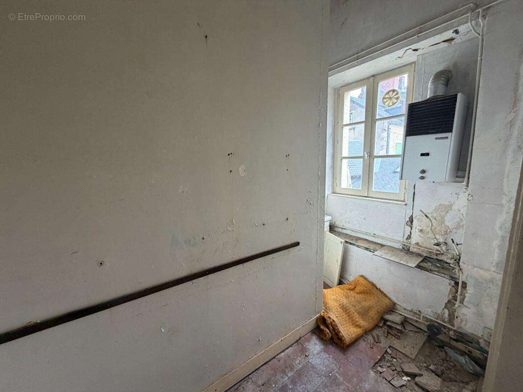 Immeuble de rapport à fort potentiel en plein centre de Nevers - photo 16