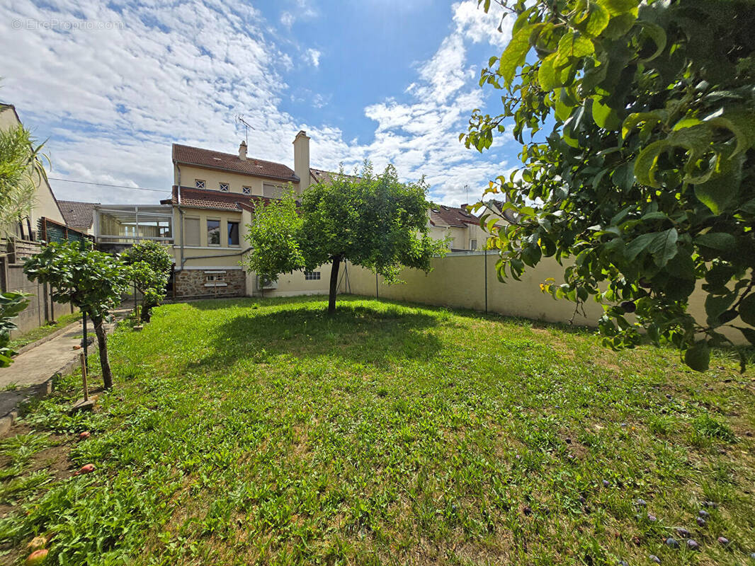 Maison à MITRY-MORY