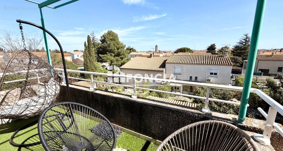 Appartement à LEZIGNAN-CORBIERES