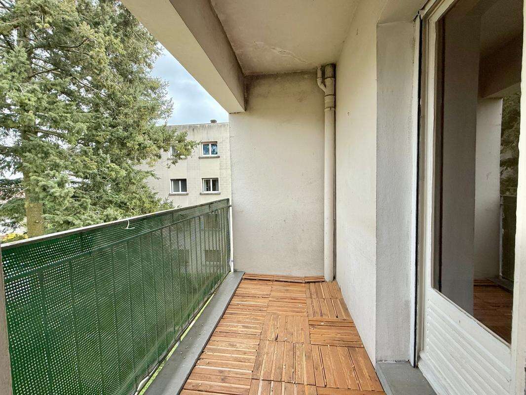 Appartement à CHENOVE