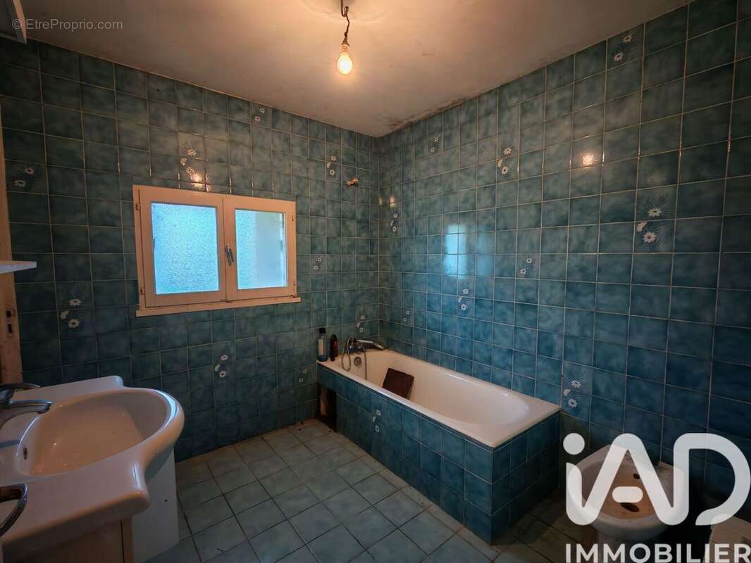 Photo 4 - Maison à GUILLAC