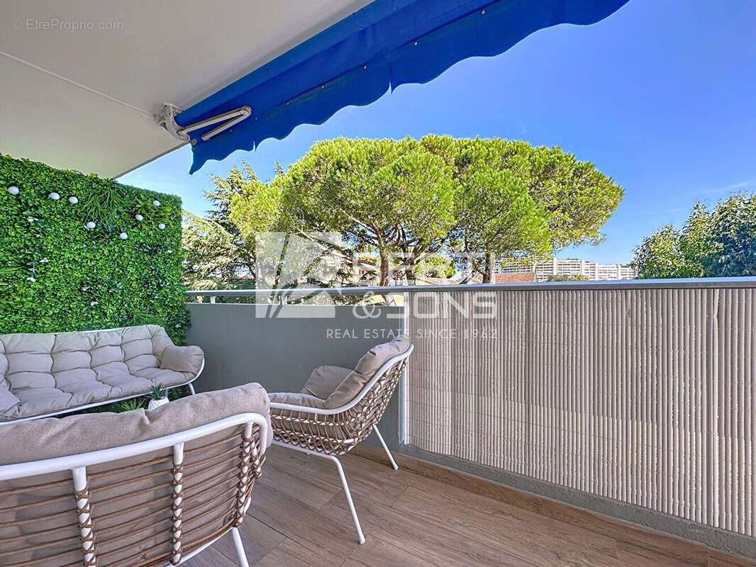 Appartement à MANDELIEU-LA-NAPOULE