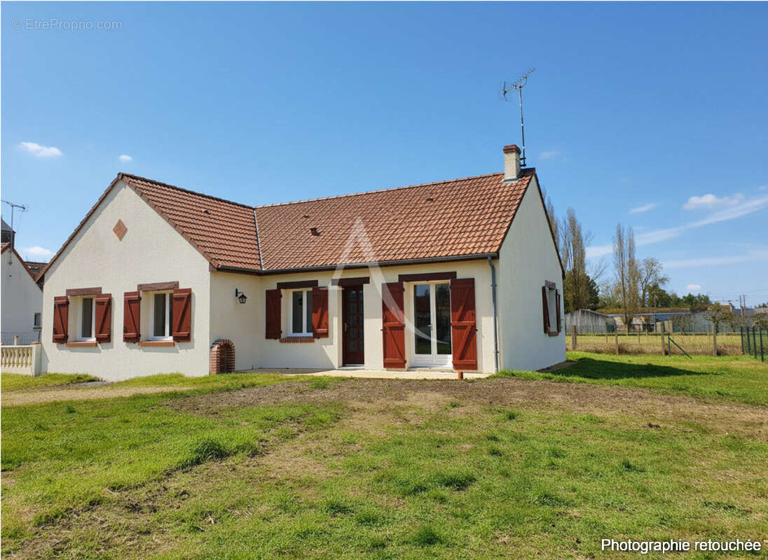 Maison à NOYERS-SUR-CHER