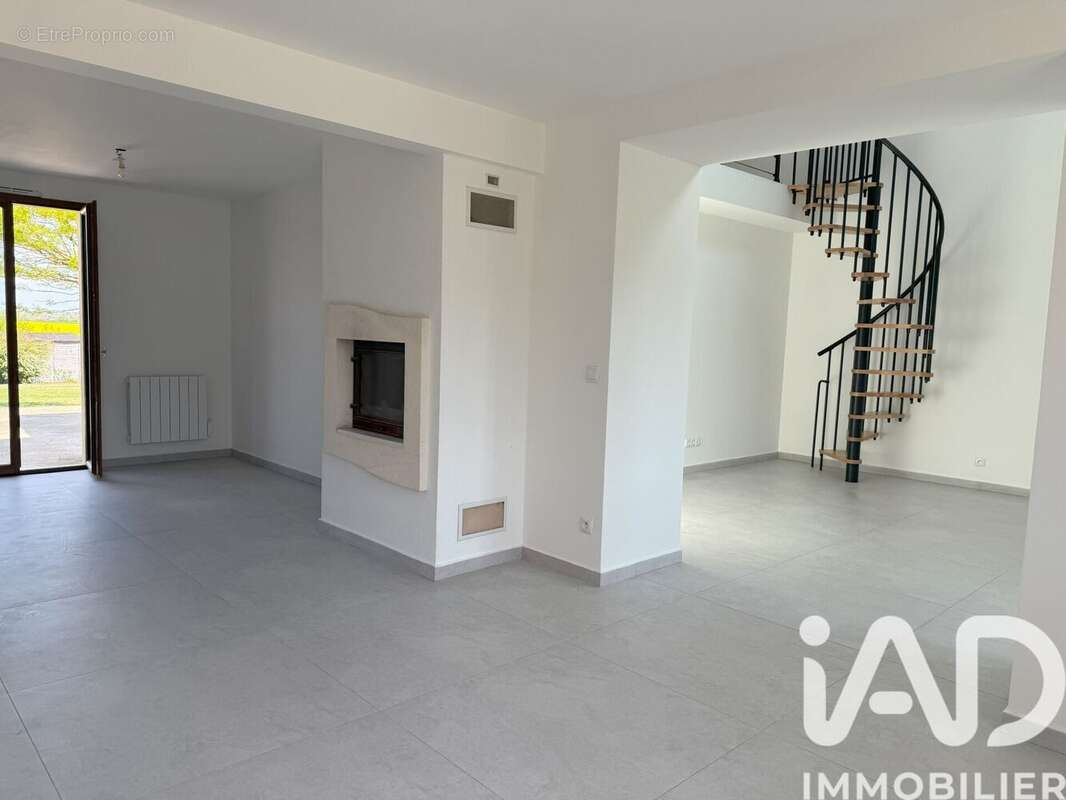 Maison 123 m² à Chatenay-Sur-Seine  - photo 6