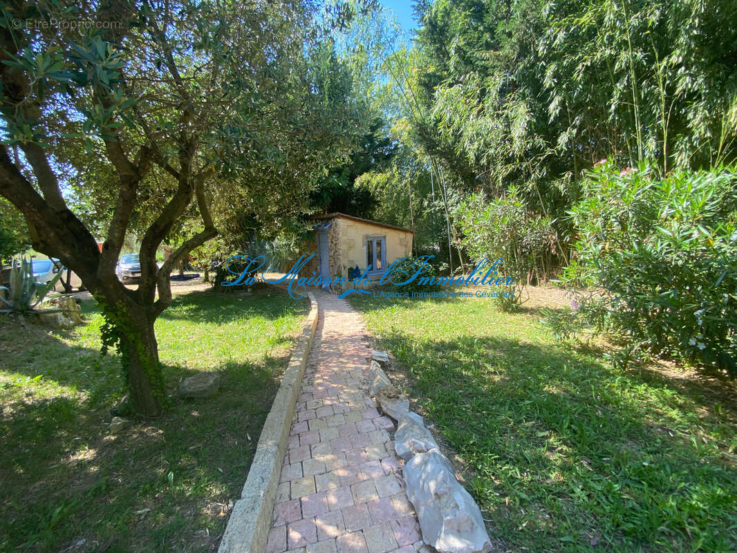 Maison à SERVIERS-ET-LABAUME