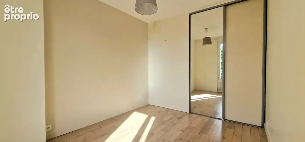 Centre-Ville - Appartement 4 Pièces - photo 7