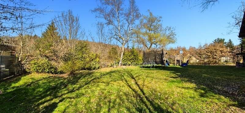 Maison à PLANCHER-BAS