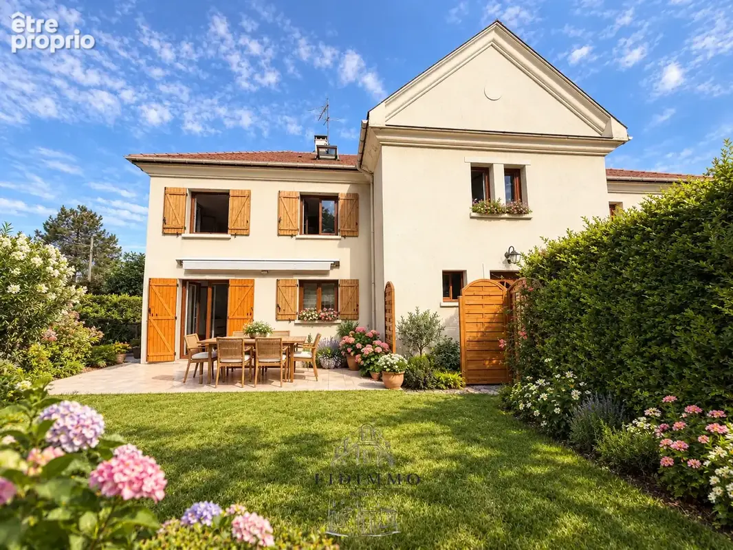 Appartement 6 pièces 193 m² · à Chennevières-sur-Marne · 193 m² · 470 000 €