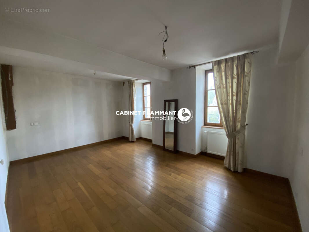 Maison à SEMUR-EN-AUXOIS