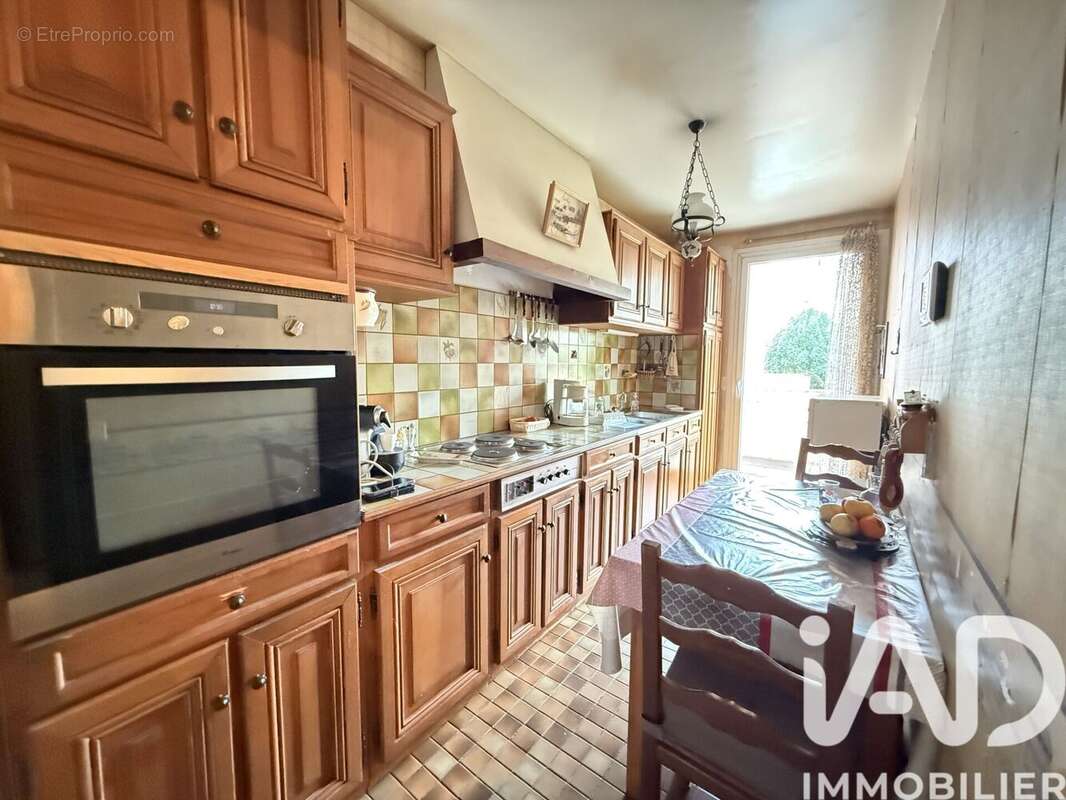 Photo 3 - Appartement à VILLEBON-SUR-YVETTE