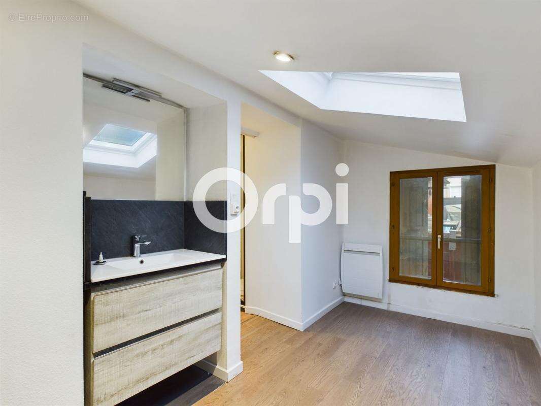 Appartement à VILLARD-BONNOT