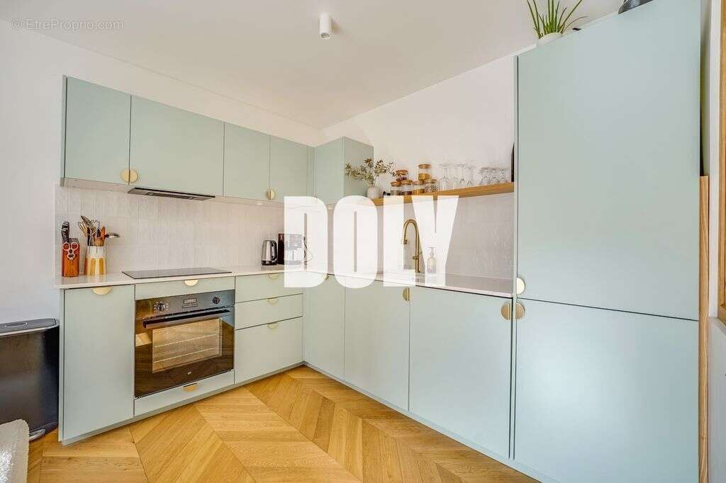 Appartement à PARIS-10E