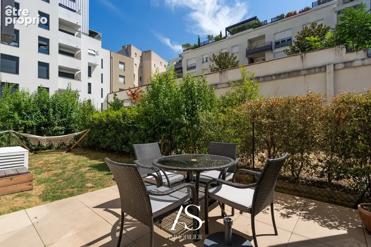 Lyon6- appartement en rdj 63m2 Terrasse et jardin 38m2 - photo 8