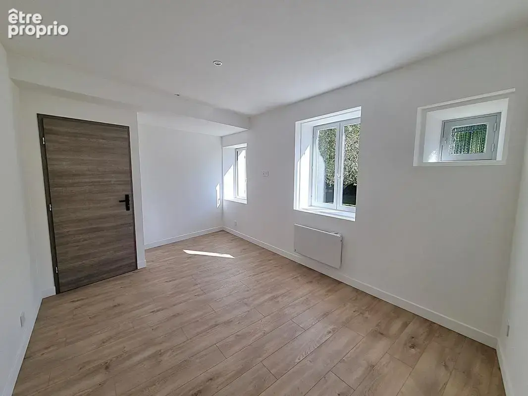 Maison 4 pièces 110 m² à vendre à Fontaines-Saint-Martin (69270) - photo 8