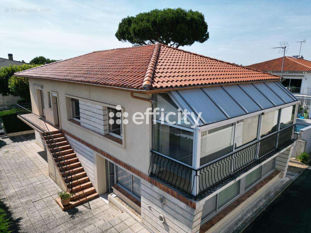 Maison 188 m² à Saint-Georges-De-Didonne  - photo 5