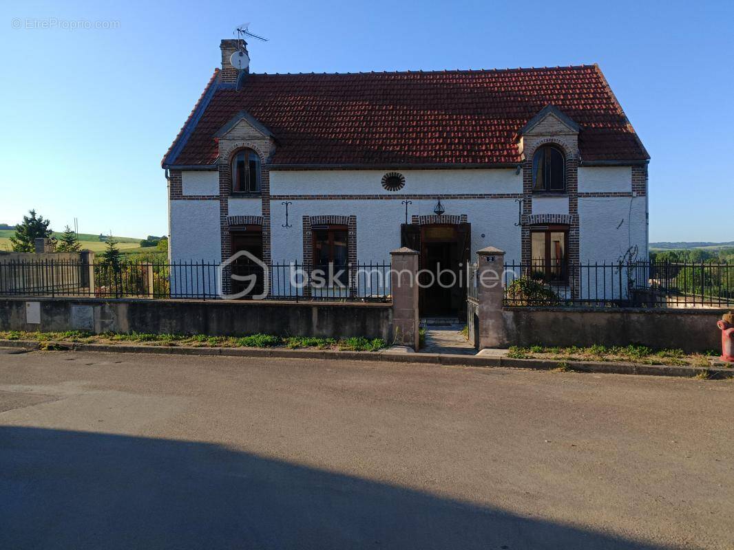 Maison à SENS
