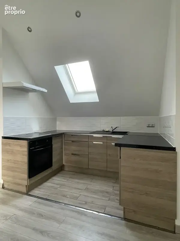Appartement 107M2 au sol 75 M2 Carrez  Centre-ville de Beauvais - photo 2