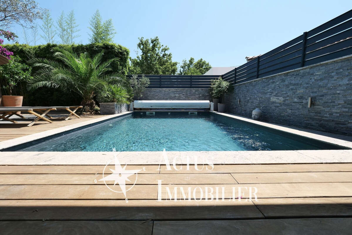 Maison à SALON-DE-PROVENCE