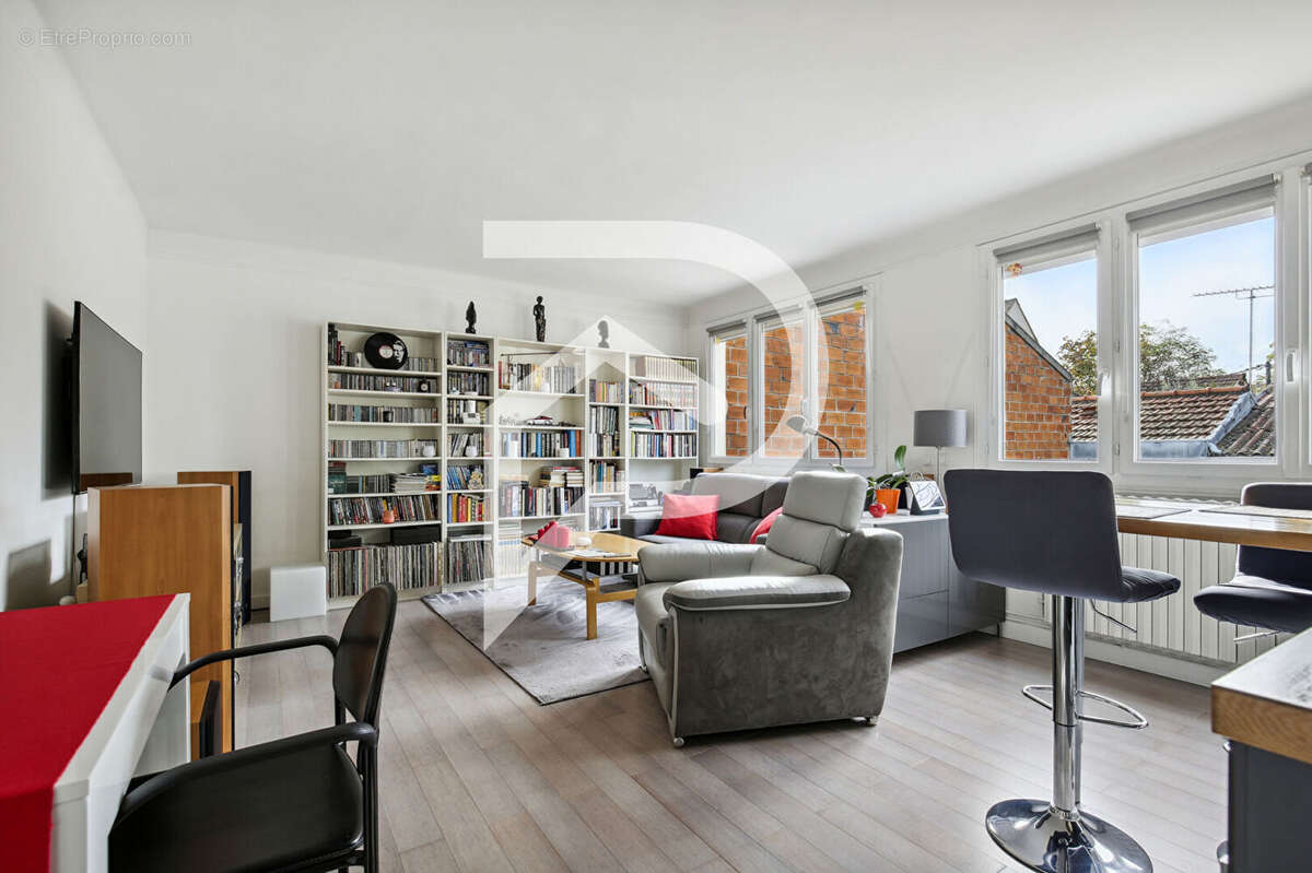 Appartement à COLOMBES