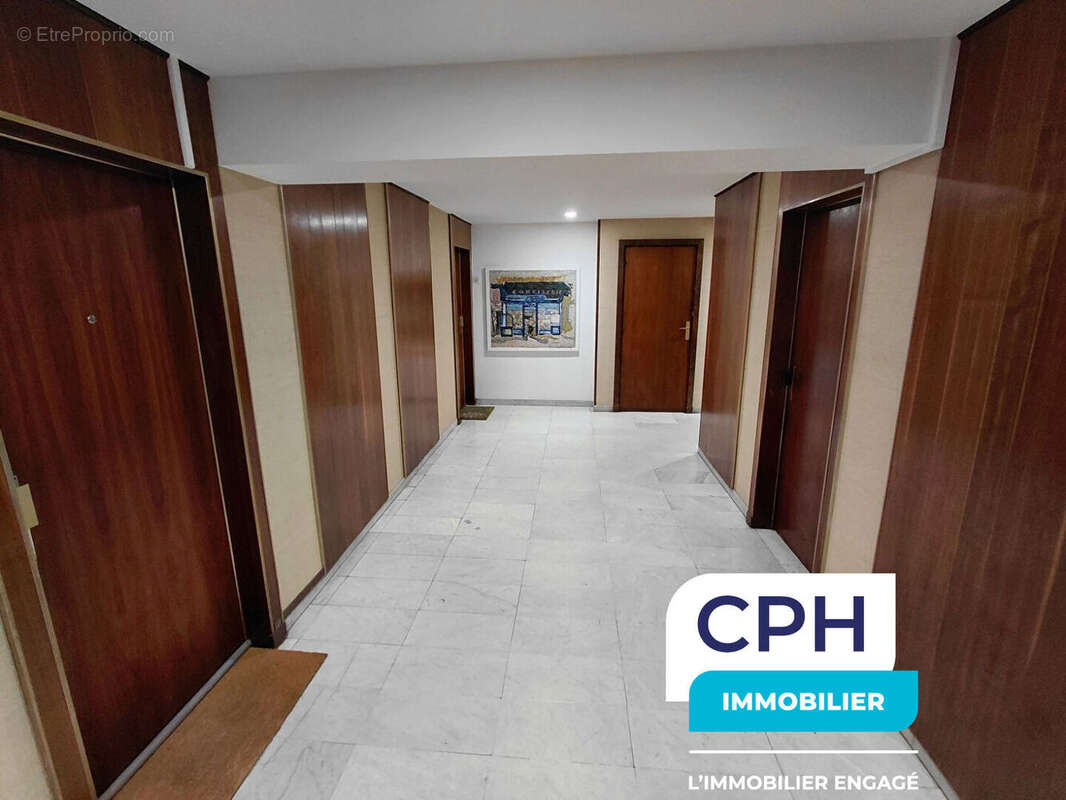 Appartement à PARIS-18E