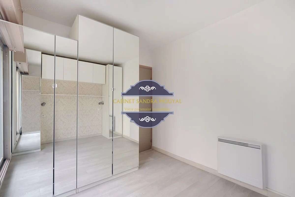 Appartement à PARIS-15E