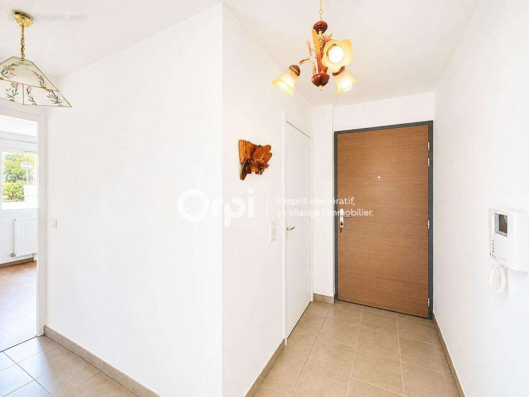Appartement T2 À Vendre - photo 4
