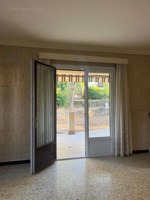 Photo 5 - Maison à MARSEILLE-12E