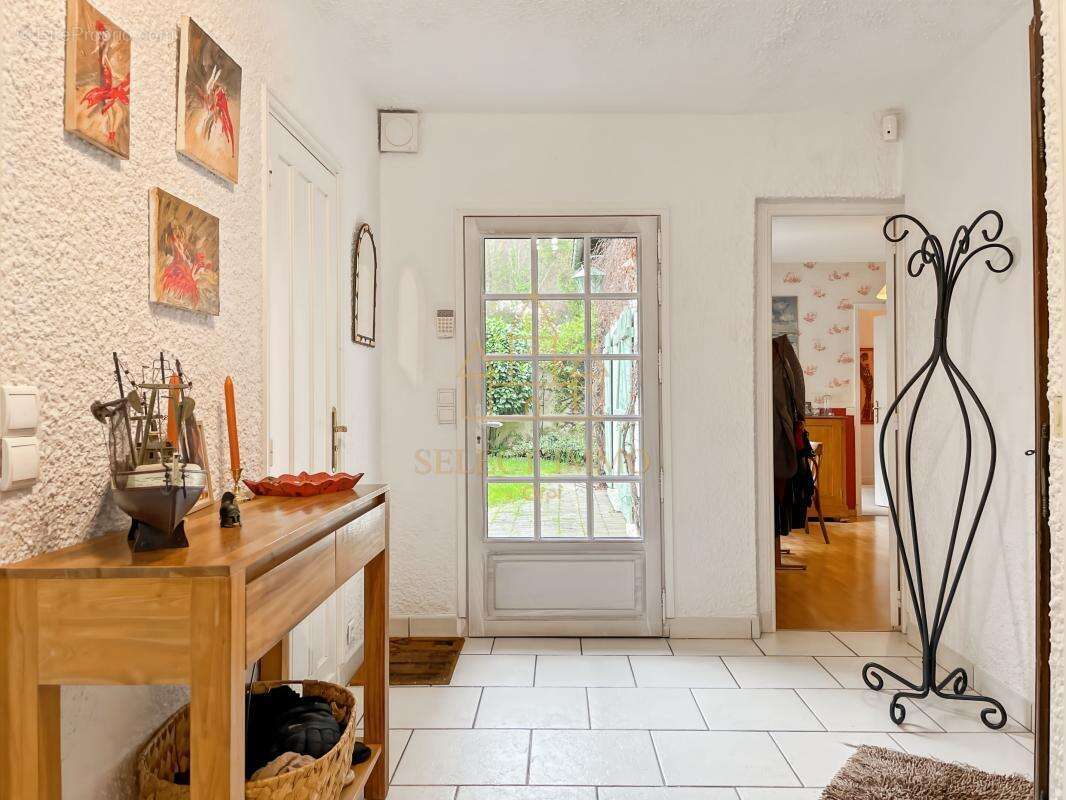 Maison à ARNIERES-SUR-ITON