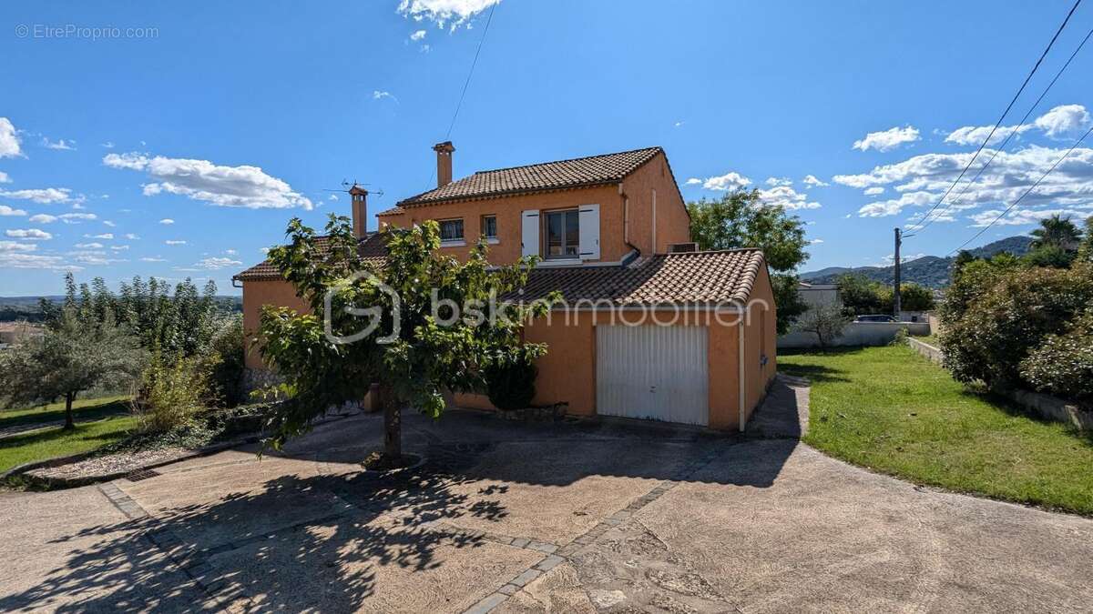 Villa spacieuse au cœur d'Alès dans les hauteurs nous offrant une vue panoramique - photo 10