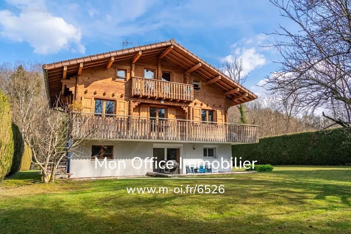 Référence : 6526-TCA - Maison 5 pièces - Garage - Buanderie - Bain Nordique - Terrain 1400m2 - photo 9