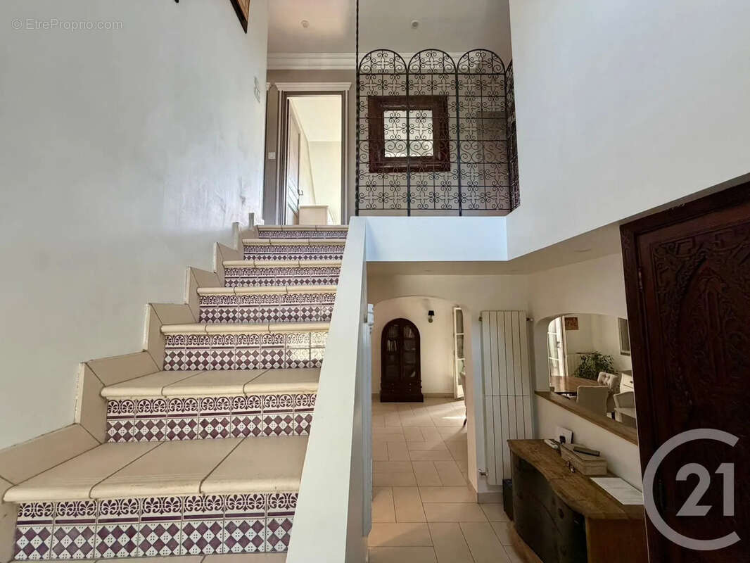 Maison 205 m² à Thieux  - photo 15