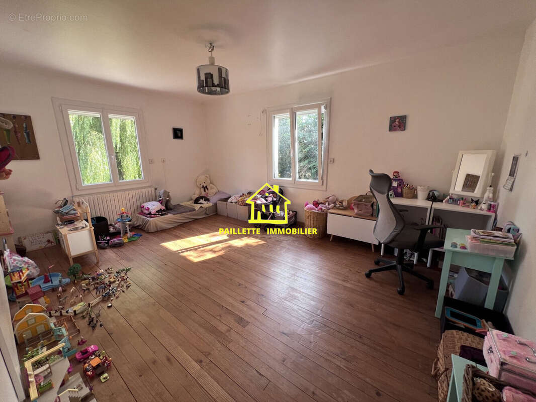 Maison 177 m² à Saint-Romain-De-Colbosc  - photo 6