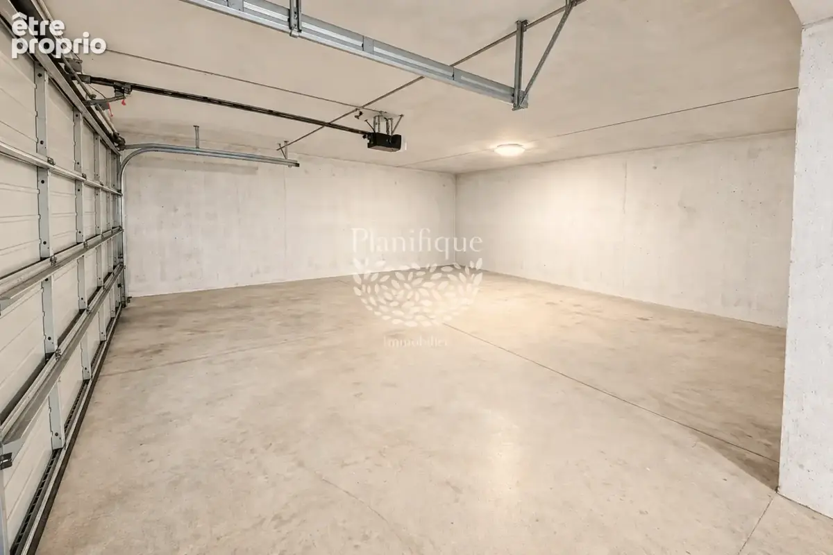 DIVONNE-LES-BAINS   Duplex de Type 8 avec jardin privatif de 500m2 - photo 26