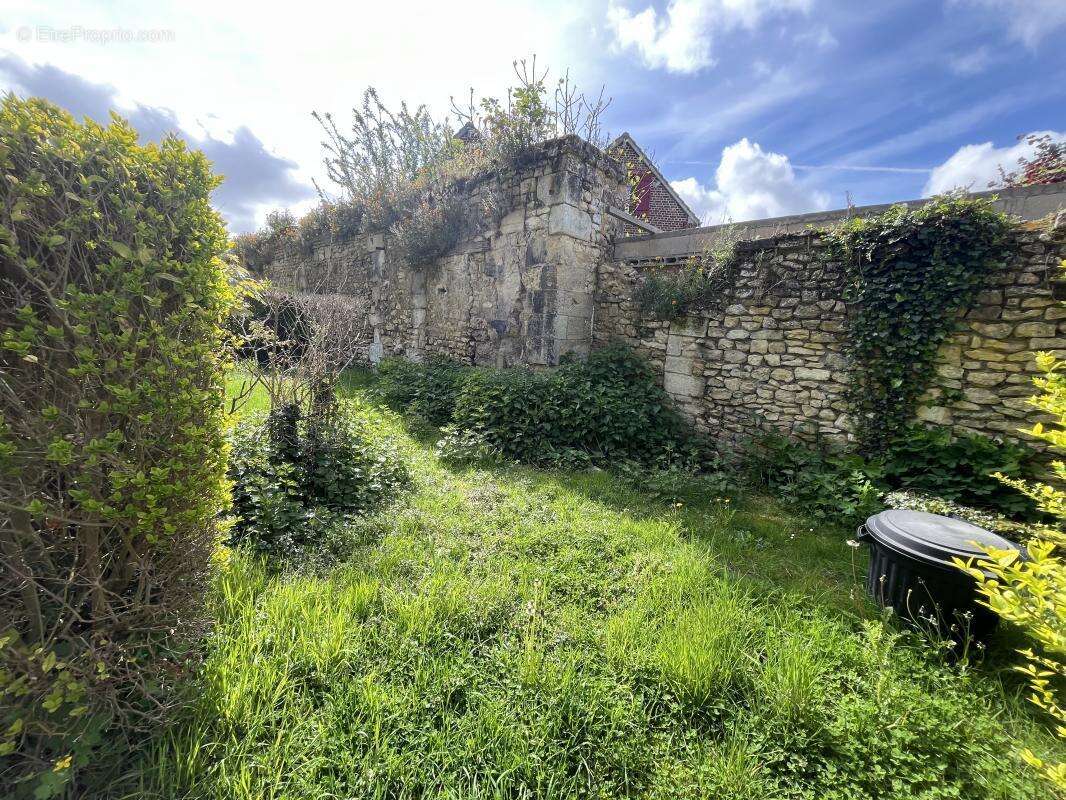 Maison à COMPIEGNE