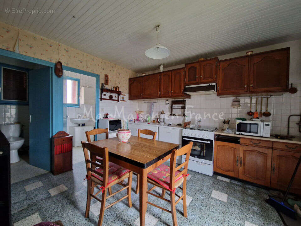 Maison à SAINT-POURCAIN-SUR-SIOULE