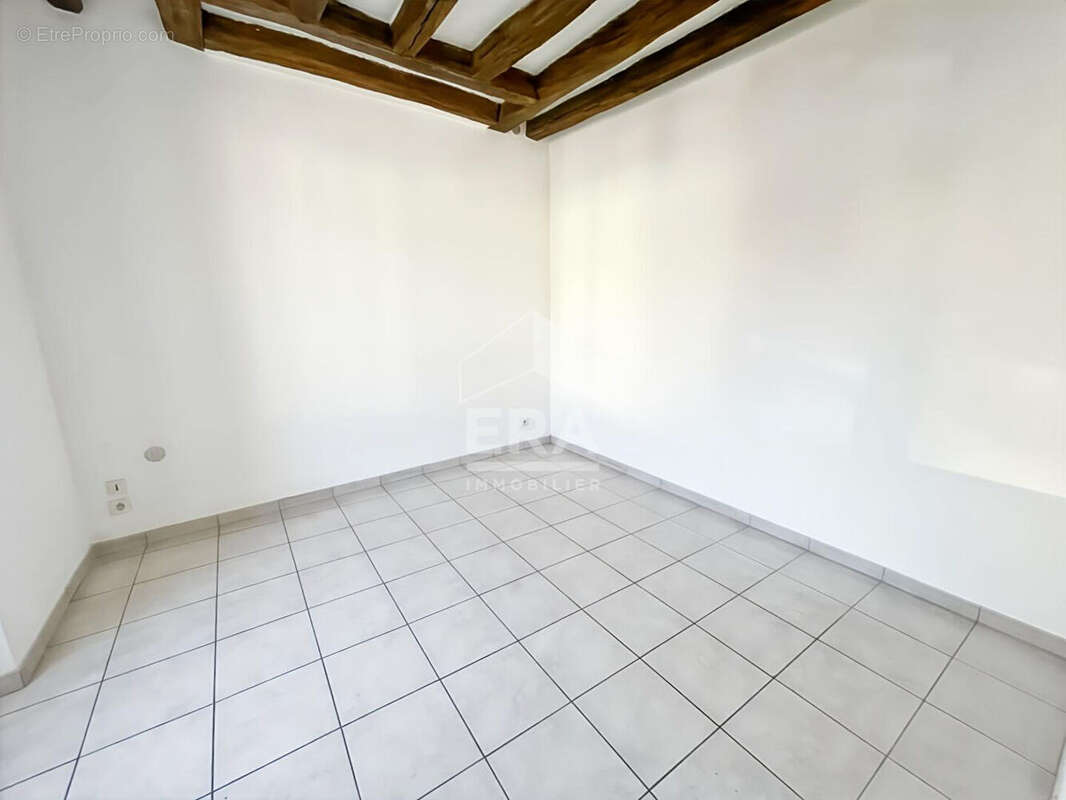 Maison à MORIGNY-CHAMPIGNY