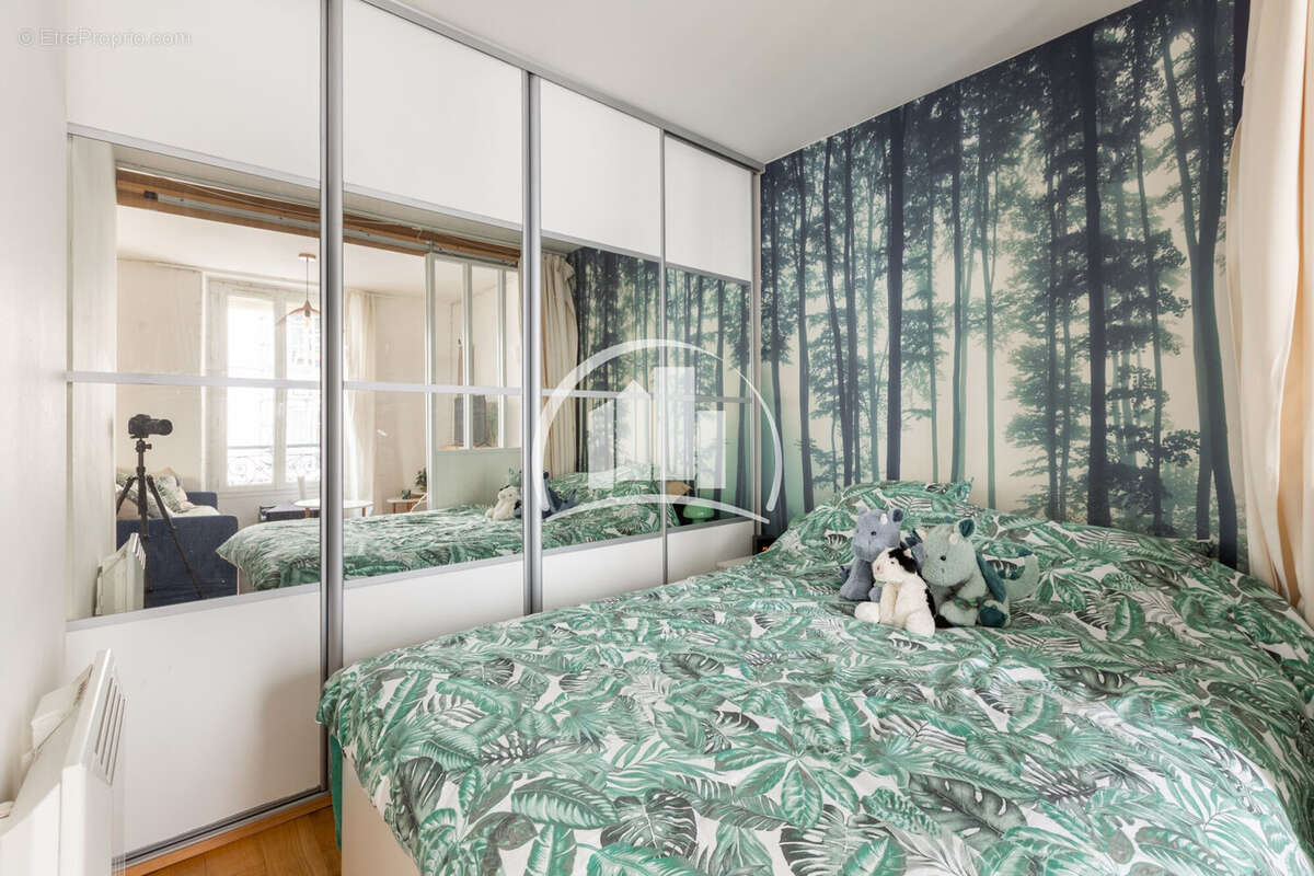 Appartement à PARIS-11E