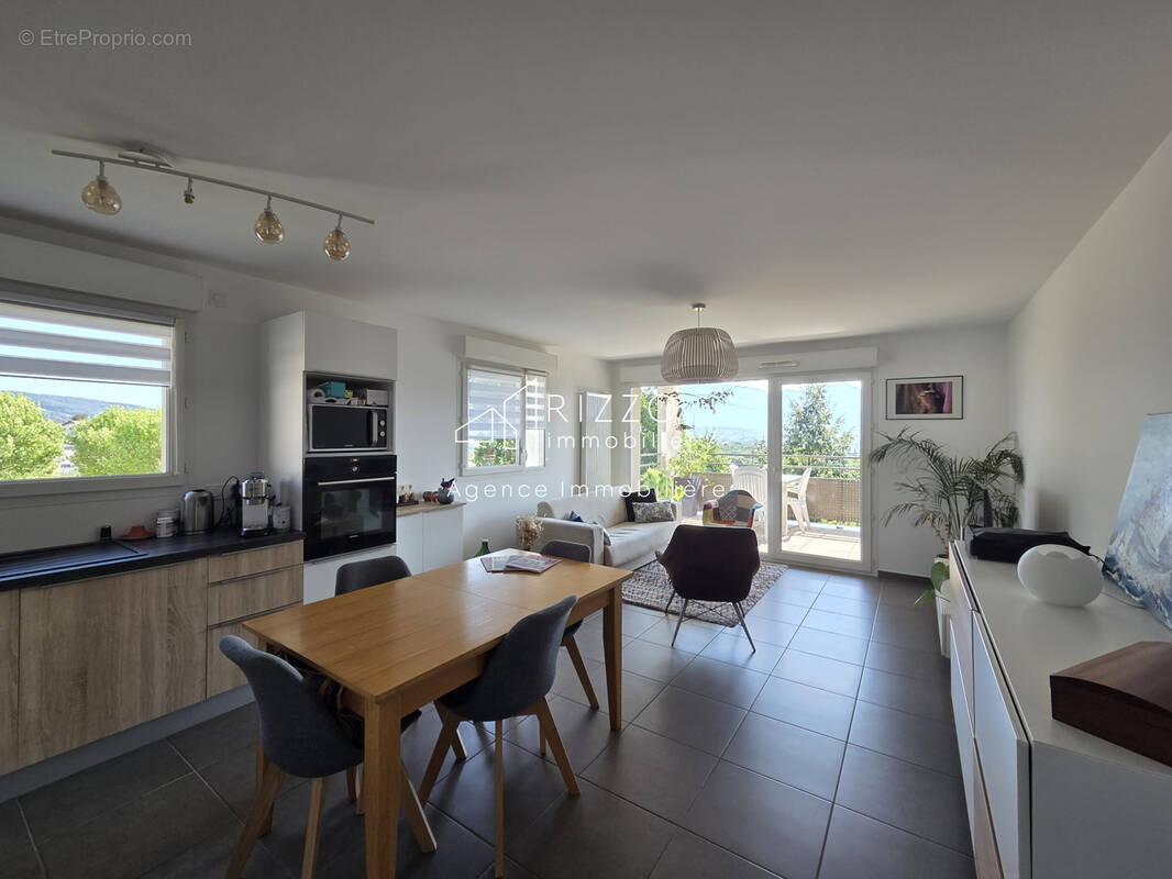 Appartement T3 avec terrasse sur Poisy - photo 1