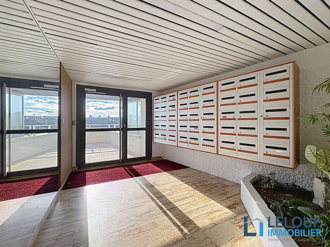 Appartement à DEVILLE-LES-ROUEN